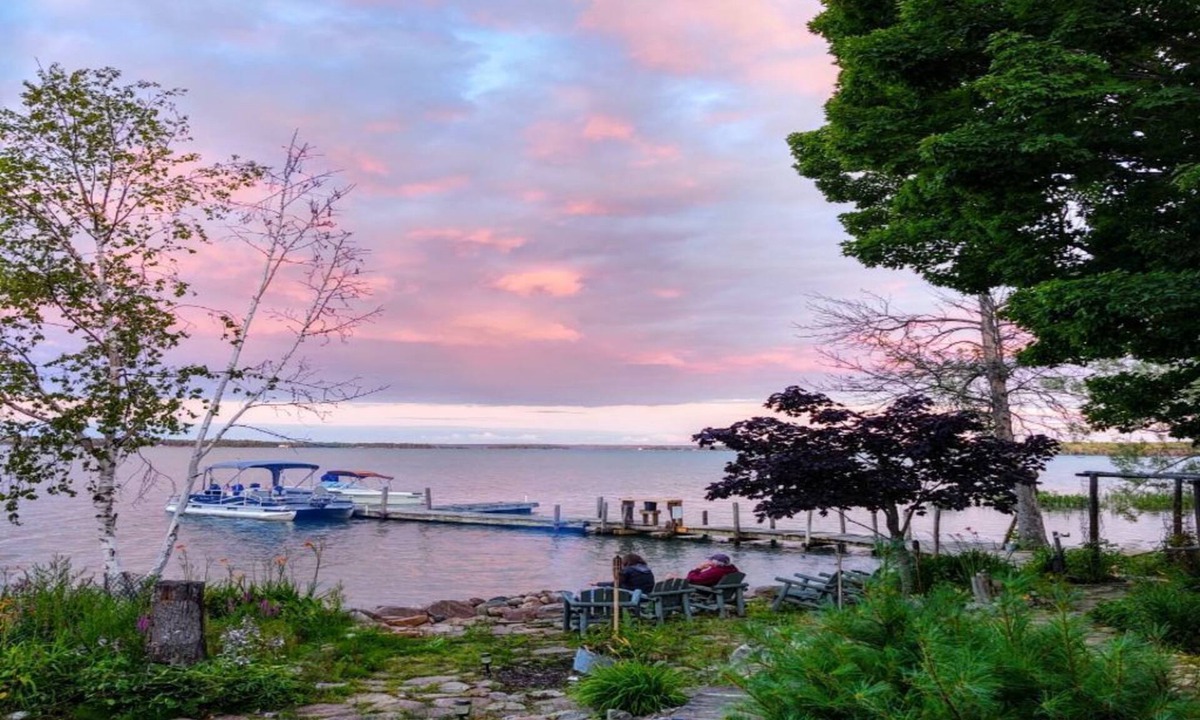 Sault Ste. Marie Cabin | River Cabin at Sweet Retreat Waterfront Escape