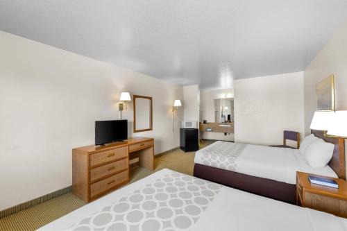 Pomerene Hotel | Rodeway Inn Copper Stay Benson AZ I-10 Exit 304