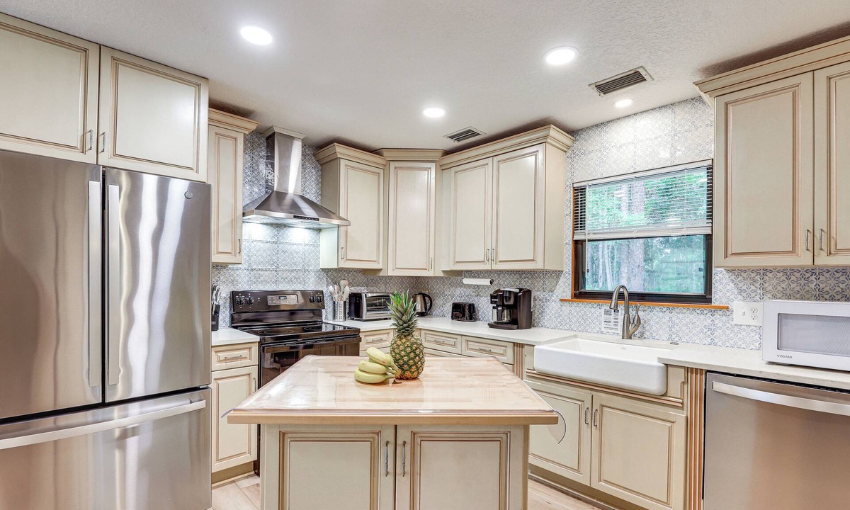 Fruit Cove Cottage | Rural Retreat! Florida Cottage w/Screened Patio