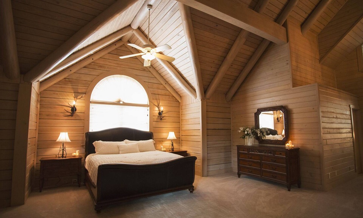 Okeechobee House | Rustic Country Lodge on 800 Private Acres