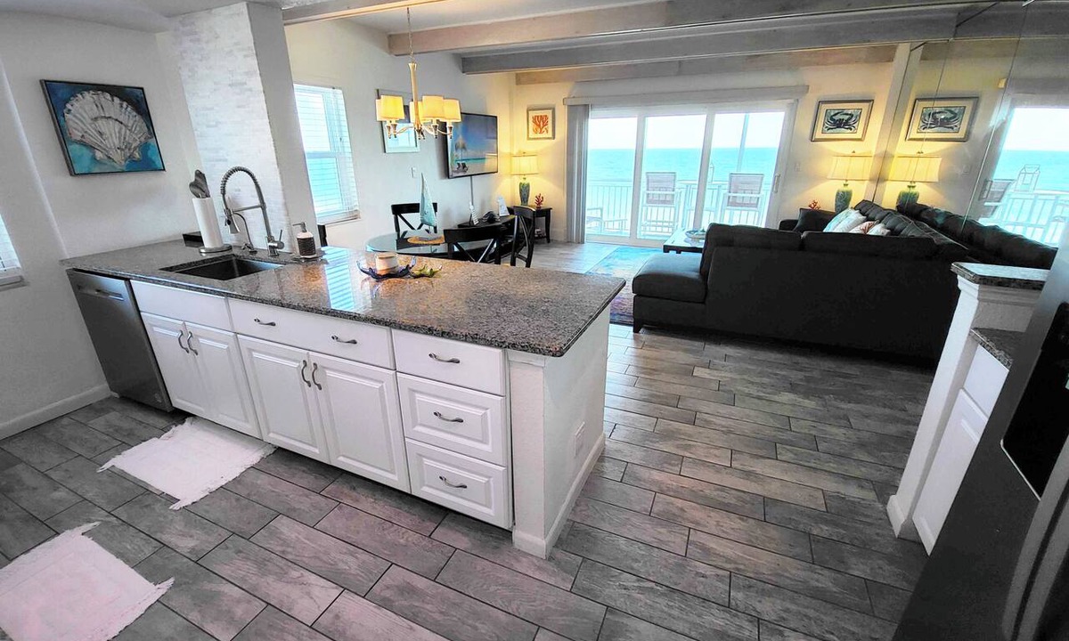 South Patrick Shores Condo | Salt Life Oasis - Direct Oceanfront, End Unit in Satellite Beach, FL