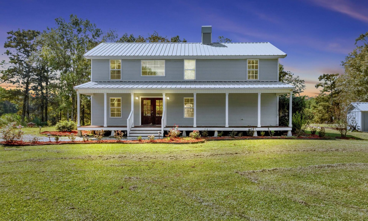 Rayne House | Secluded Southern Retreat w/fiber internet, mins from Lafayette