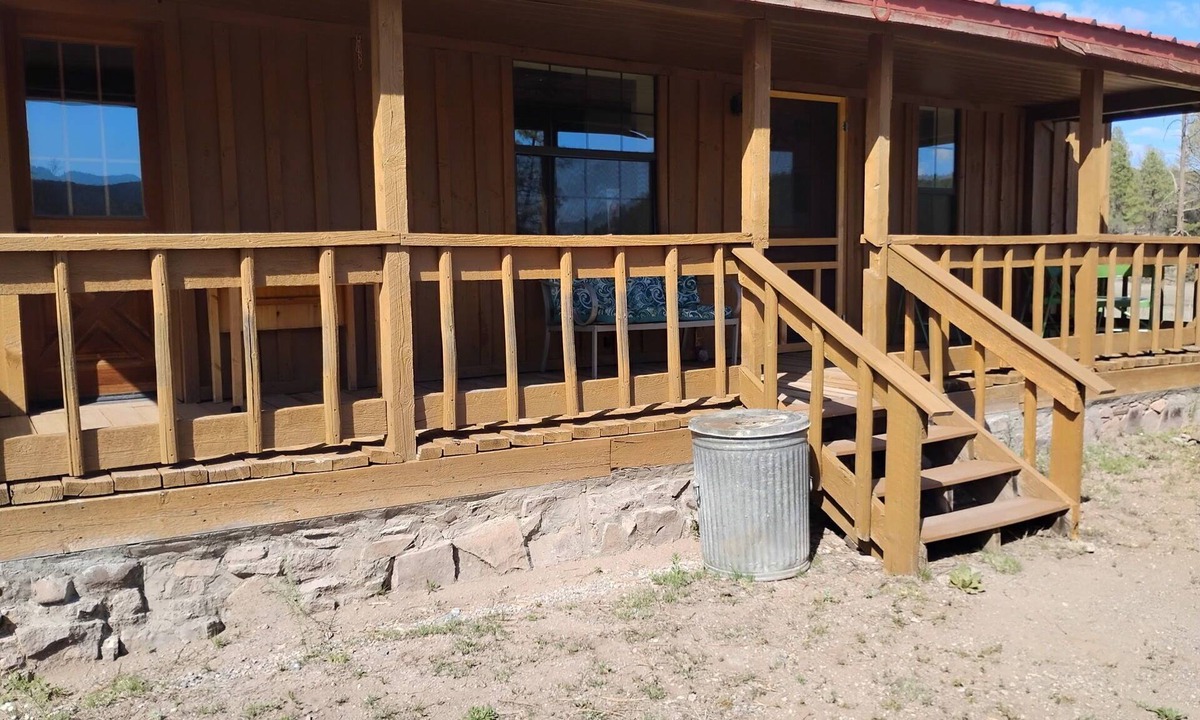 Reserve Cabin | Serene 2-bedroom cabin in Reserve perfect for a relaxing getaway