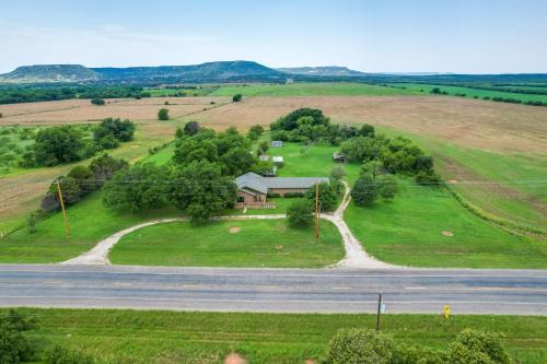 Abilene House | Serene Buffalo Gap Oasis on 4 Secluded Acres!