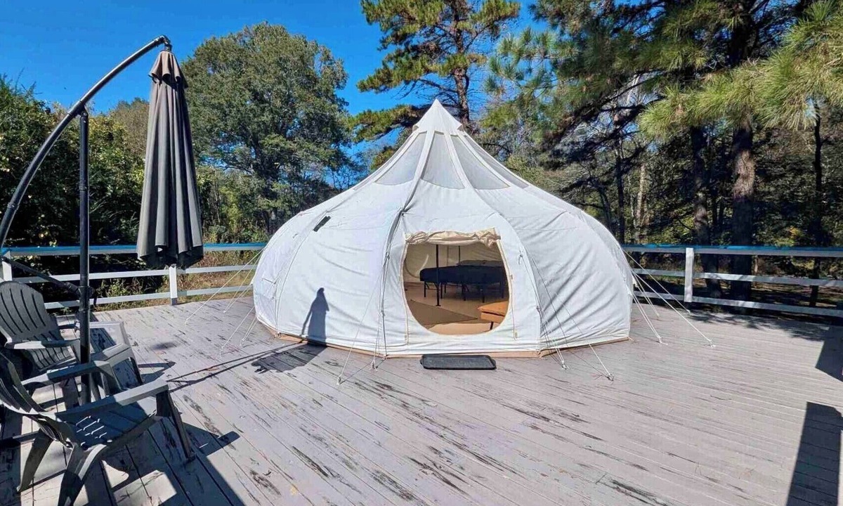 Mc Caskill RV Rental | Serene campground with AC in Murfreesboro