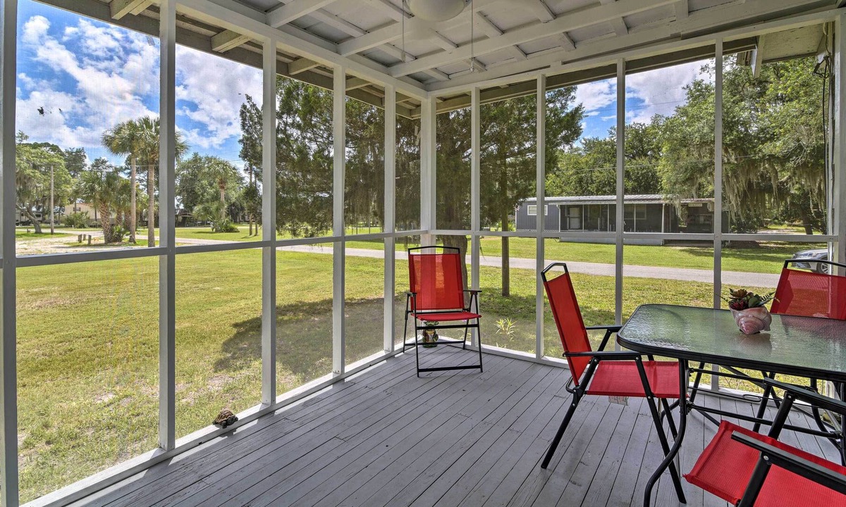 Chiefland House | Serene Home w/ Ramp, Walk to Wildlife Refuge!