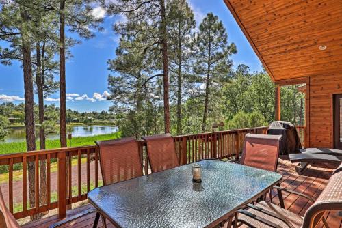 Pinetop-Lakeside House | Serene Lakeside Cabin w/Decks + Edler Lake Views!