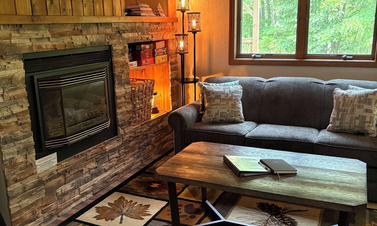 Wakefield Condo | Slopeside 1B/1B Retreat-Fireplace & Massage Chair