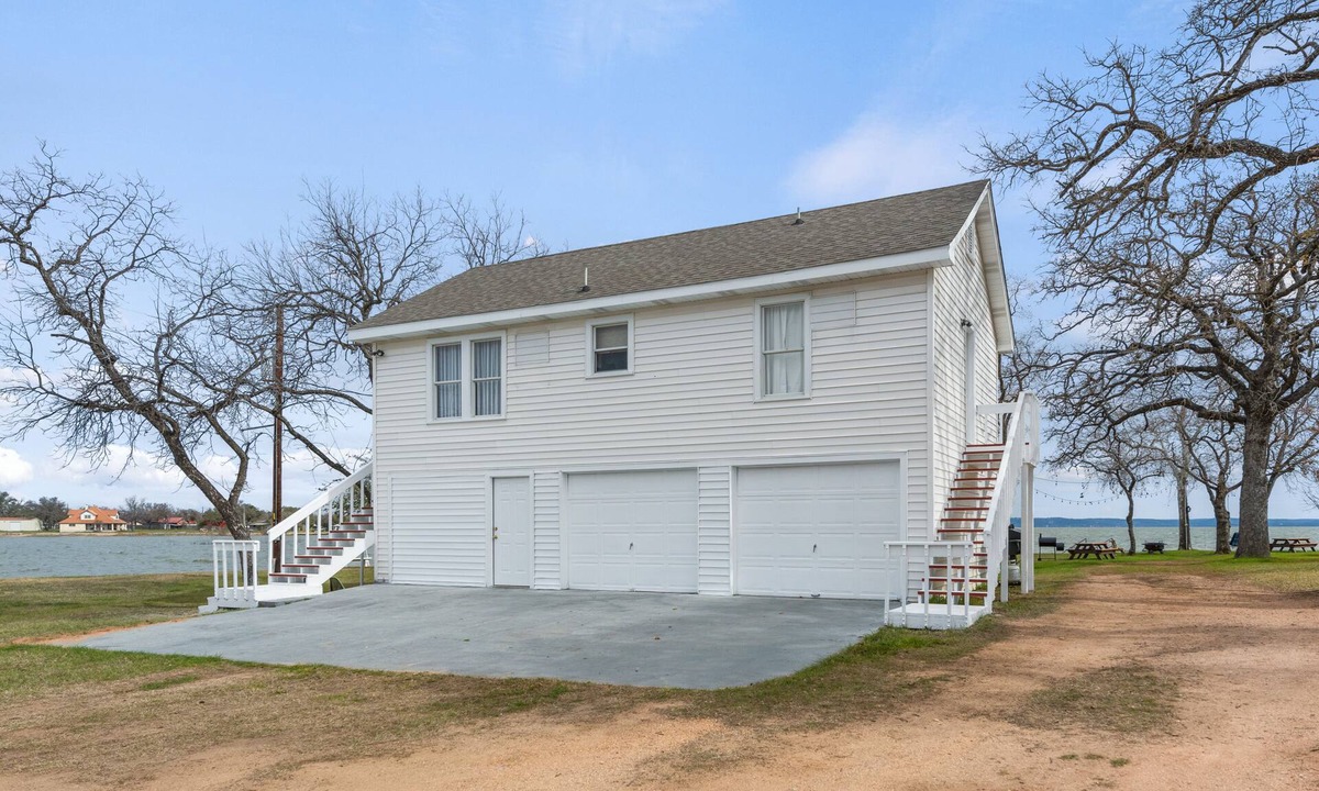 Buchanan Dam House | Small but cozy apartment style lakefront home on Buchanan Dam with great views!