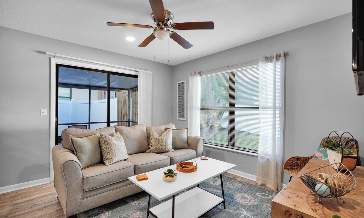 St. Augustine Beach House | Snowbird Discount! Charming Beach Escape~ with Lanai & Grill