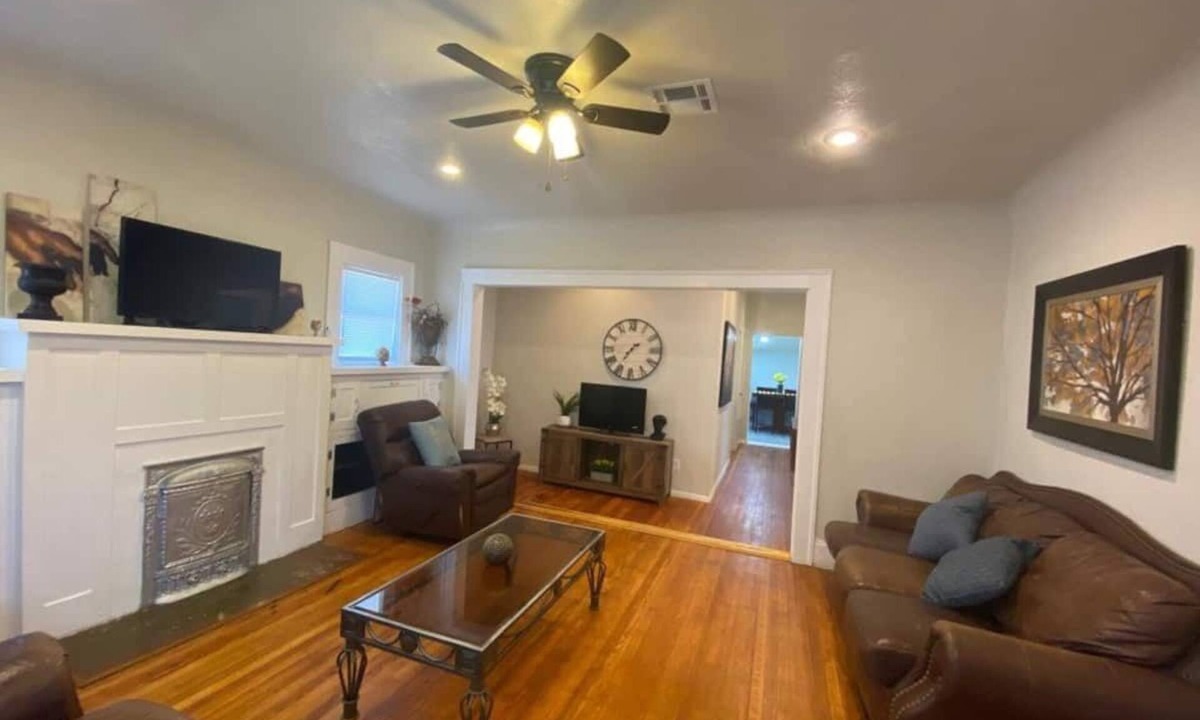 El Paso House | Spacious 2BD/1 Bth in Central-EP