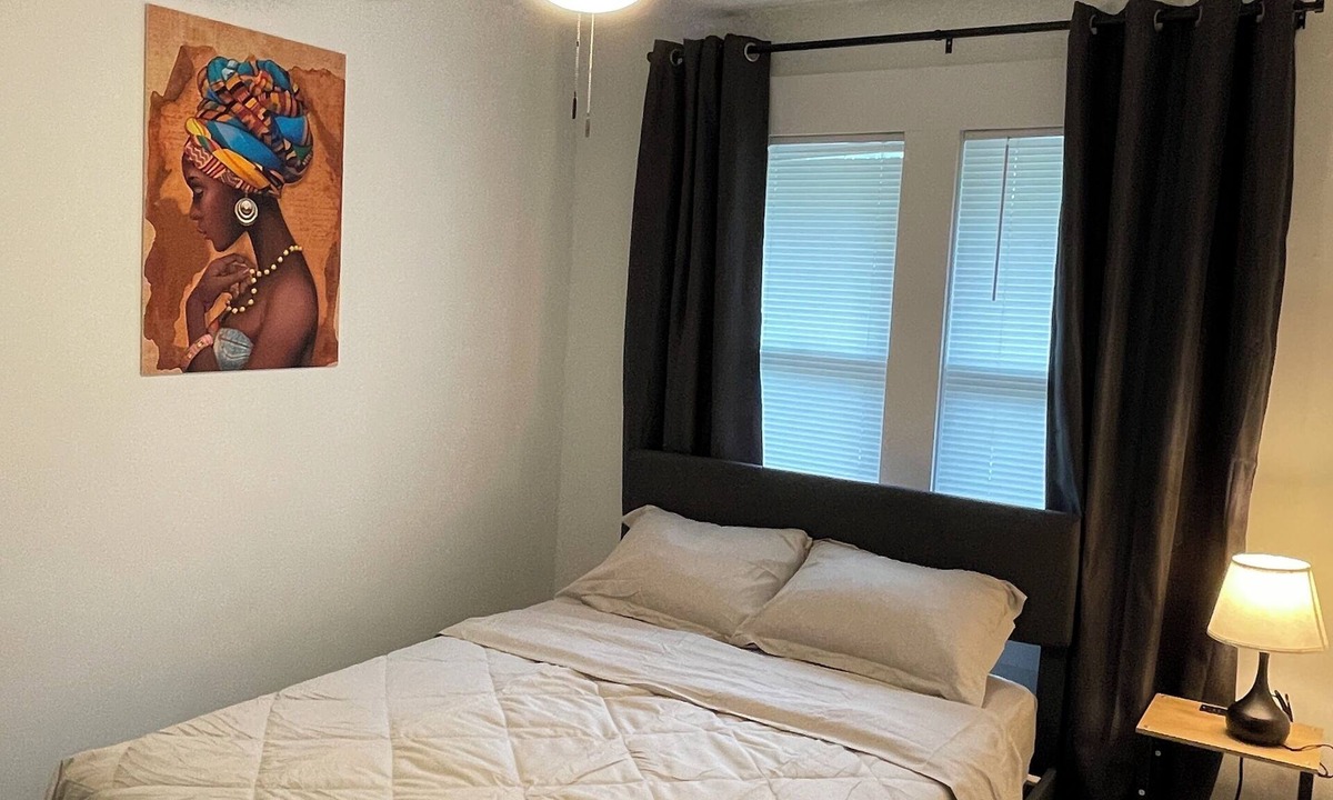 Wayne Apartment | Spacious 3-bedroom apartment with AC, WiFi in charming Indianapolis
