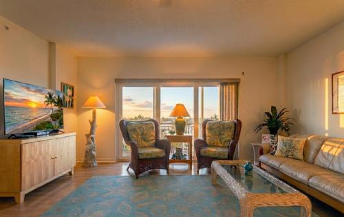 South Patrick Shores Apartment | Spacious 3BR Beachfront Condo with Balcony & Parking