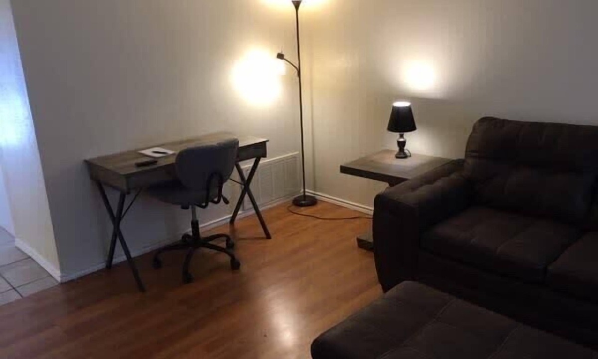 Lawton House | Spacious Townhome in a Convenient Location