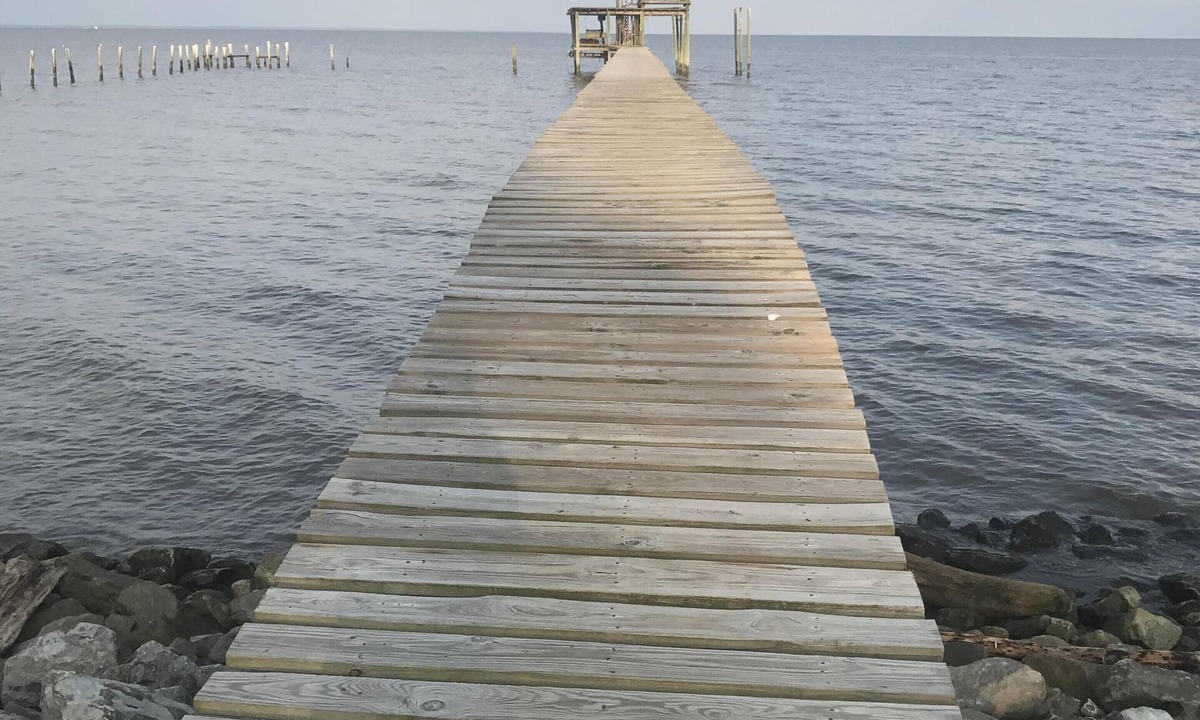Theodore Apartment | Spend The Night On Historic And Beautiful Mobile Bay