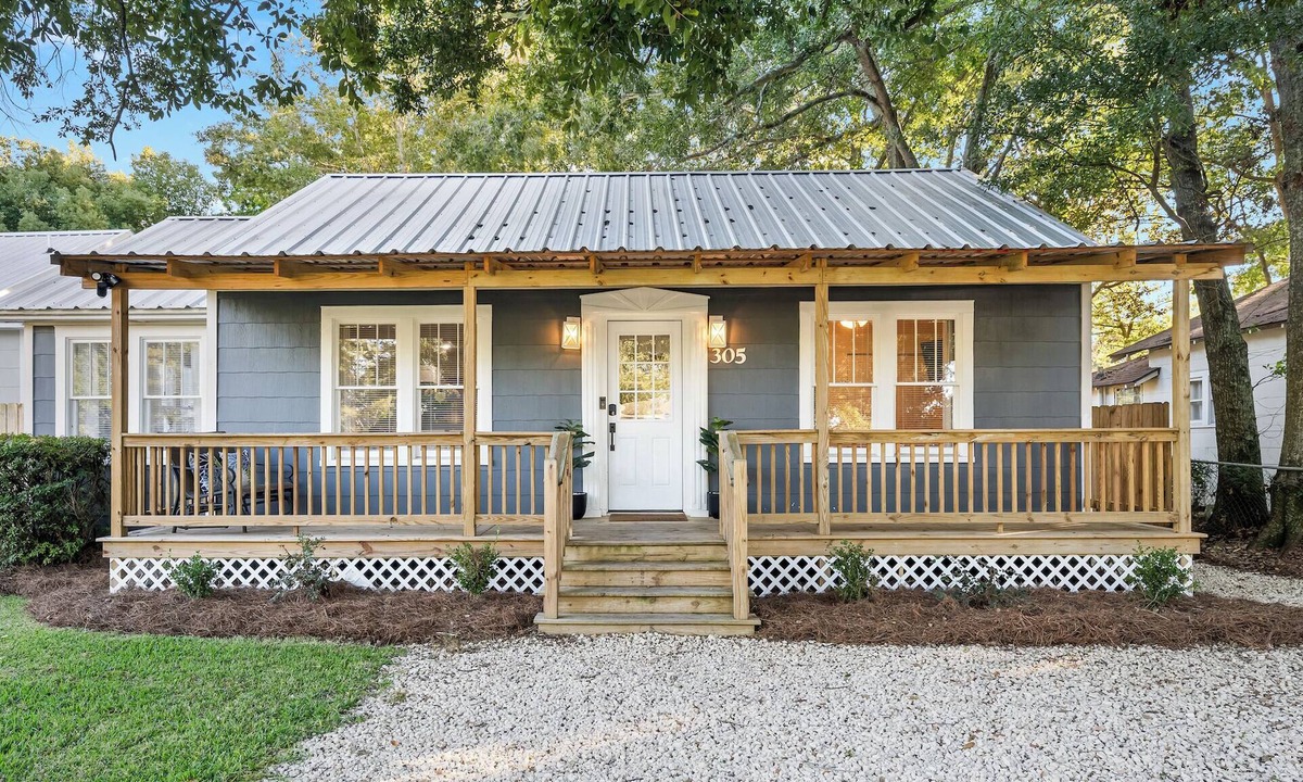 Foley House | Sportsplex.PetFriendly.OWA.GasGrill.Foosball.FullyFencedYard