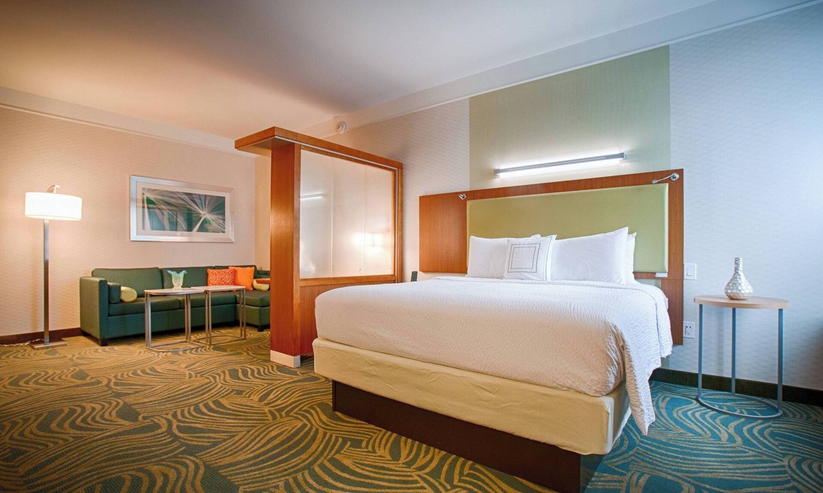 North Canton Hotel | Springhill Suites Canton