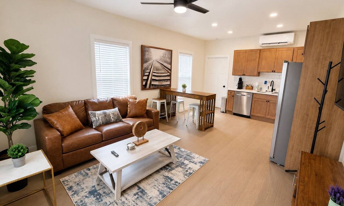Cheyenne Apartment | Spurs & Serenity on 23rd st