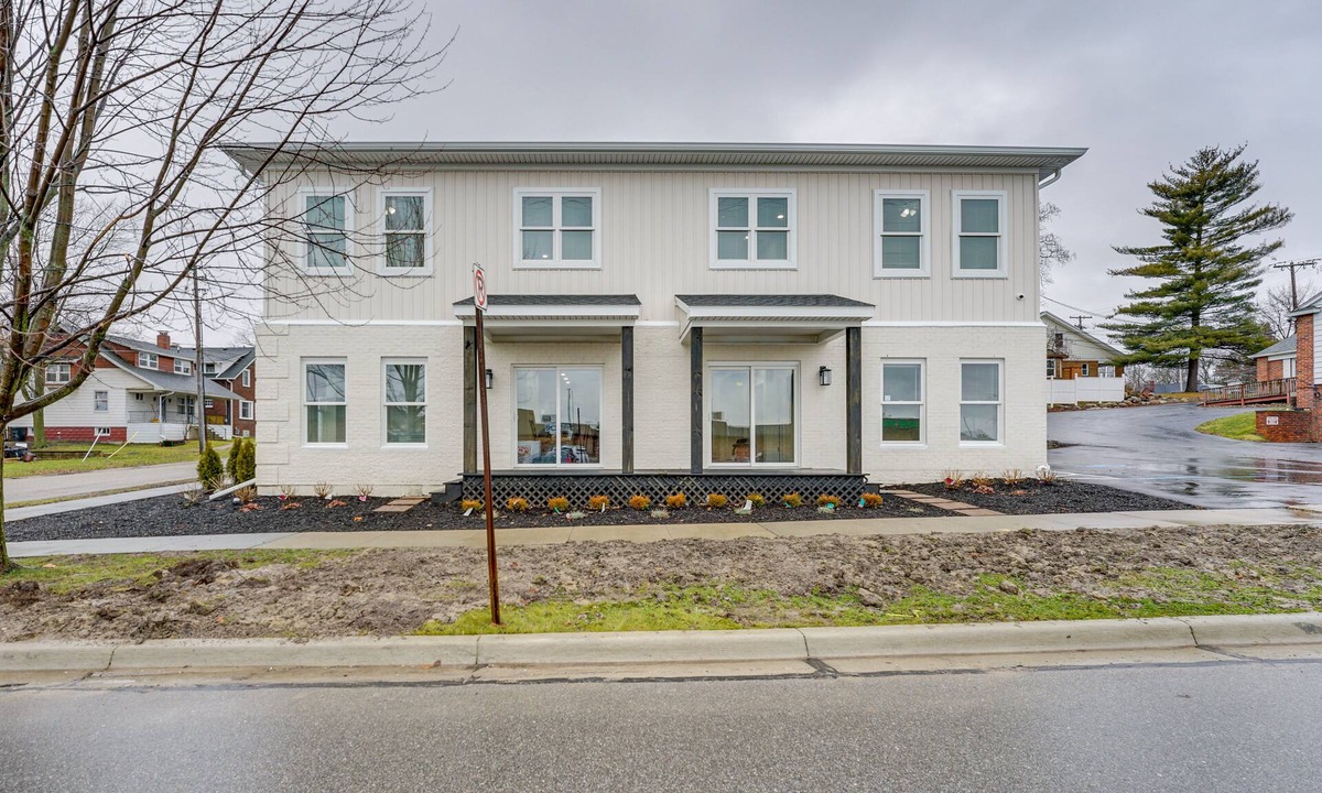 St. Clair Apartment | St Clair Apartment - Walk to River & Boardwalk!