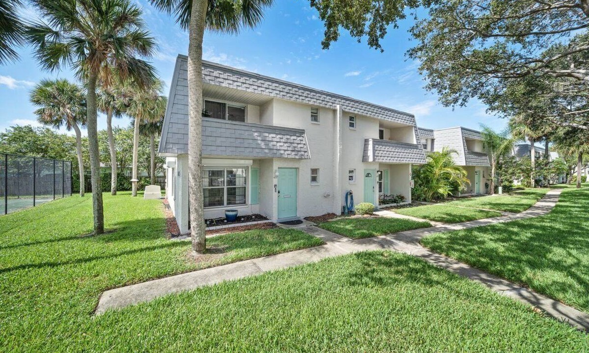 South Patrick Shores House | Stay Where The Rockets Launch & The Waves Roll In!
