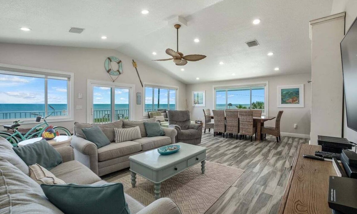 Flagler Beach Condo | Steps from Flagler Beach! 2-BR Condo, Pet-Friendly w/Balcony