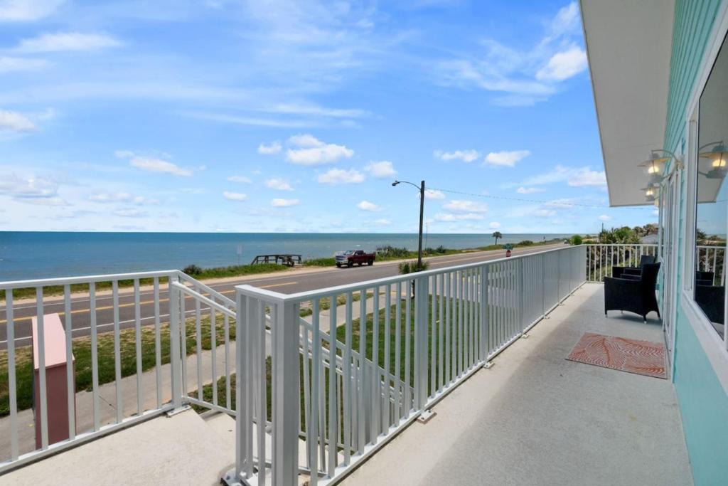 Flagler Beach Apartment | Steps from Flagler Beach! 2-BR Condo, Pet-Friendly w/Balcony
