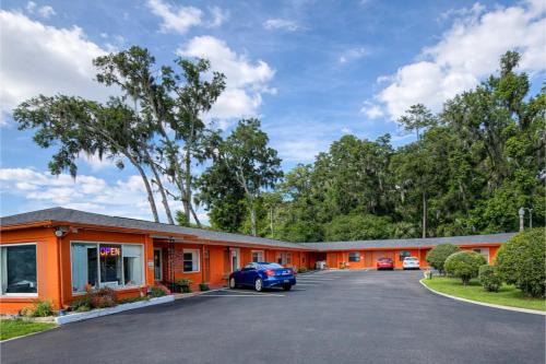 Ocala Hotel | Stevens Motel by Capital O Ocala US 27