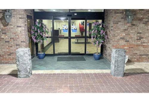 Columbus Hotel | Studio 6 Extended Stay - Columbus, GA -Downtown