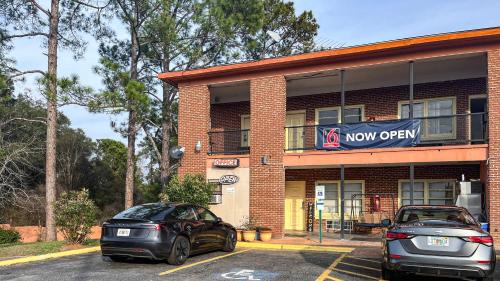 Albany Hotel | Studio 6 Suites Albany, GA