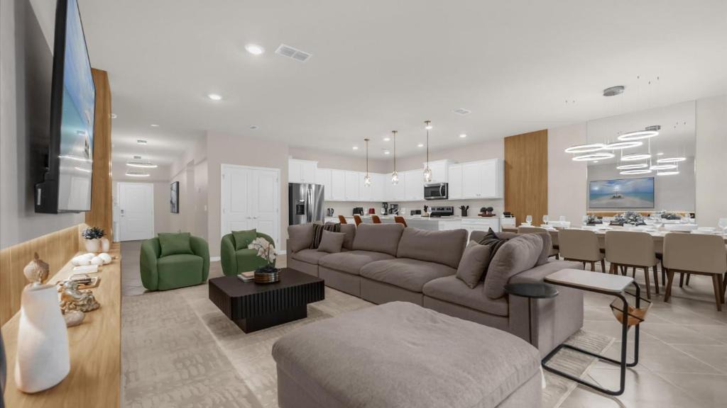 Four Corners House | Stunning Resort Villa w Pool Cinema & Games Room