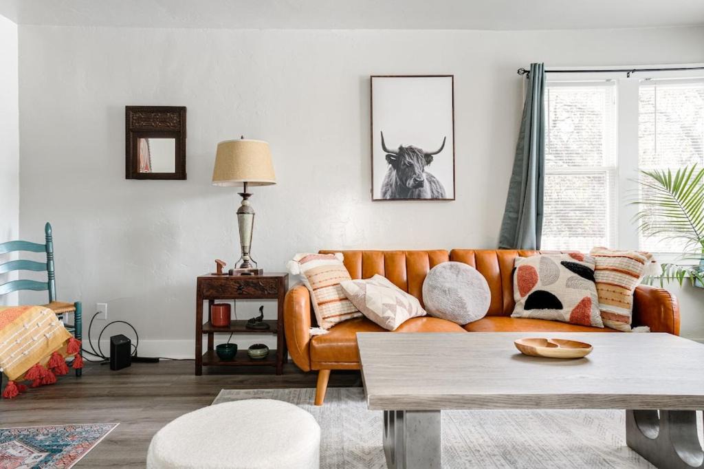 Central Oklahoma City House | Stylish Designed 2 Bed Room House