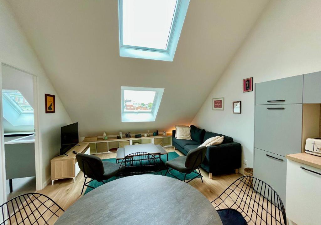Hincmar Apartment | Suite Clovis 7