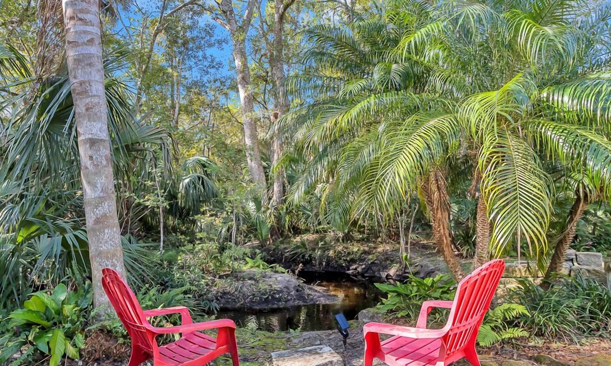 St. Augustine House | Sunset Creek, 2 bedroom 2 bath on a private creek