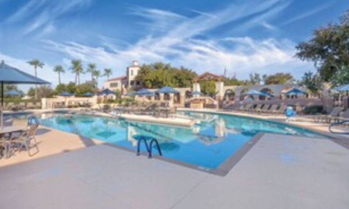 South Mountain Resort | Super Bowl stay, one bedroom, at the golf resort!