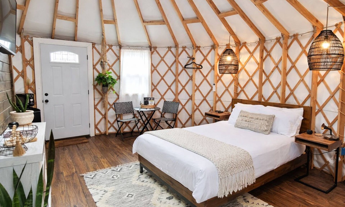 Logan RV Rental | The Cardinal Yurt: Unique Stay in Hocking w/Wifi, Hot Tub, Fire Pit + Game Barn