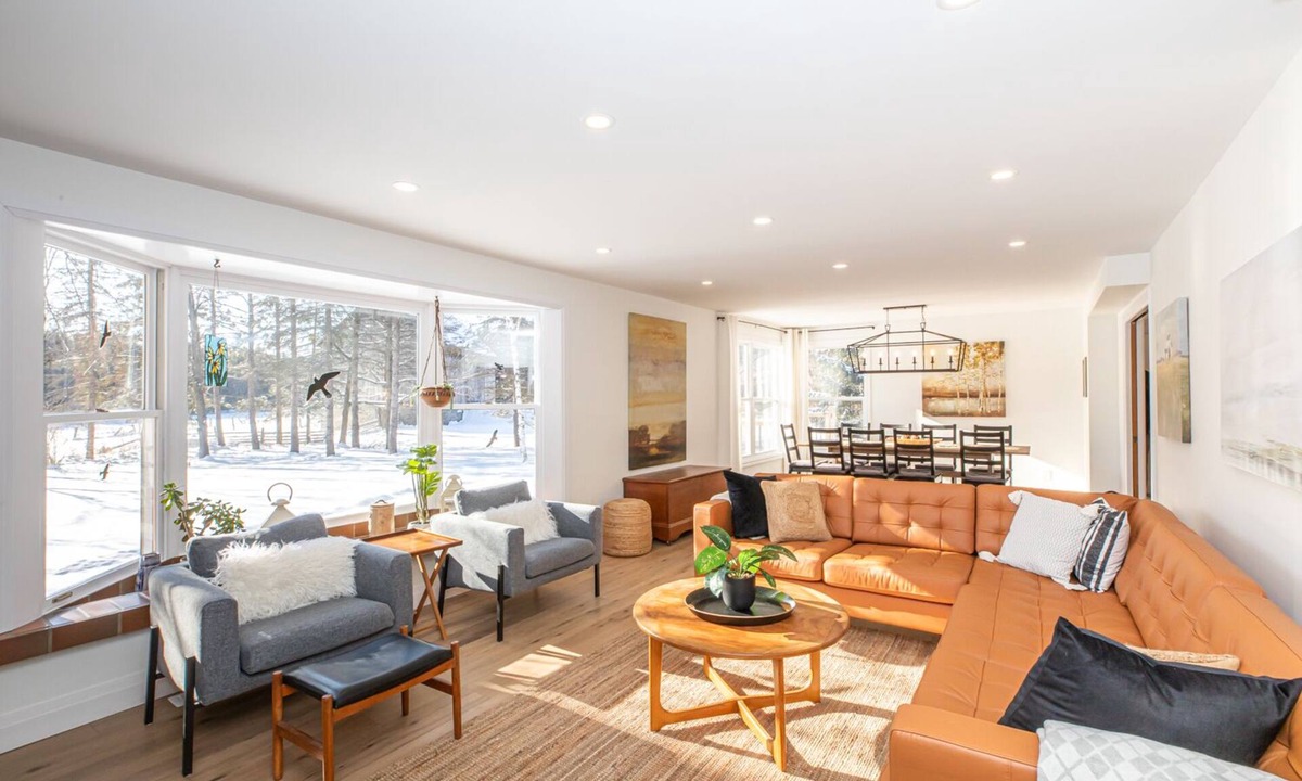Ottawa Division House | The Farm Haus - A Private Farm Stay In Ottawa