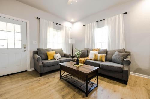 Stephenville House | The Hive - Downtown Stephenville