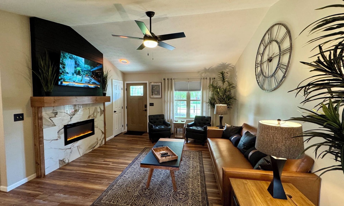 Wilmington Condo | The Modern Escape- 5 Min to WEC