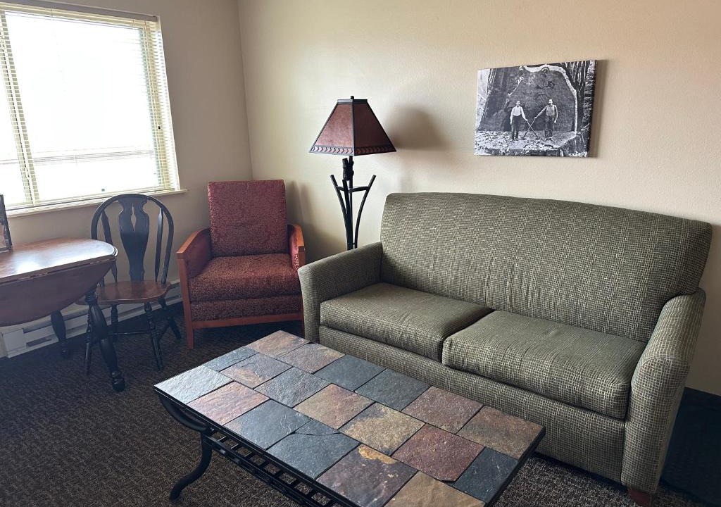 Houston County Hotel | The Sawmill Inn