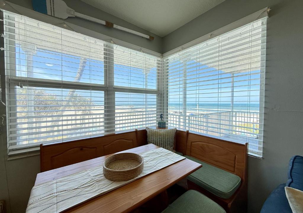 Lenox Park Apartment | The Sea Star