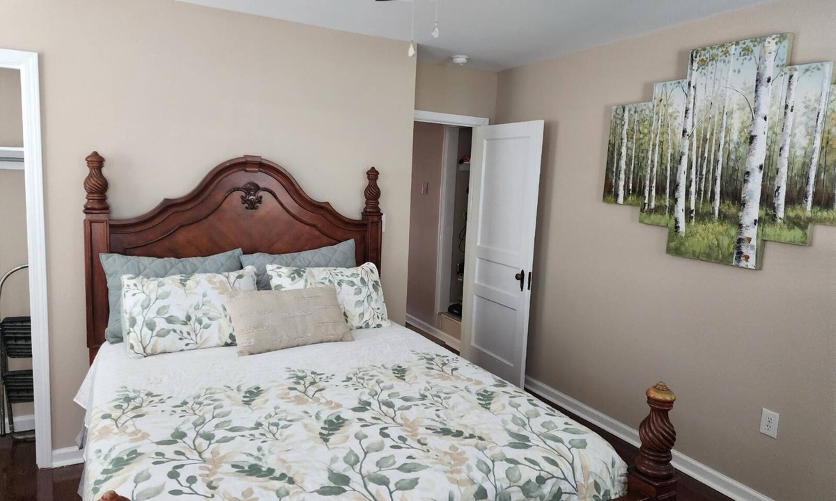 Gentilly Terrace House | This particular property is located in a quiet, Gentilly neighborhood orhood