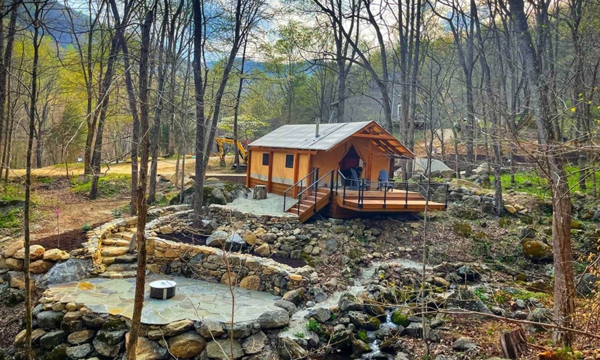 Roseland Cabin | Three Ridges - Luxury Glamping in VA