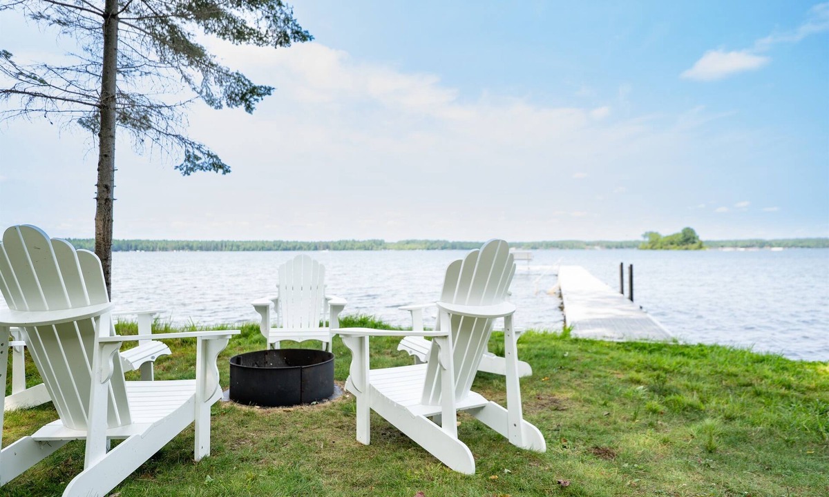 St Germain Cabin | *Top Rated* Cozy Lake Cottage Big St. Germain