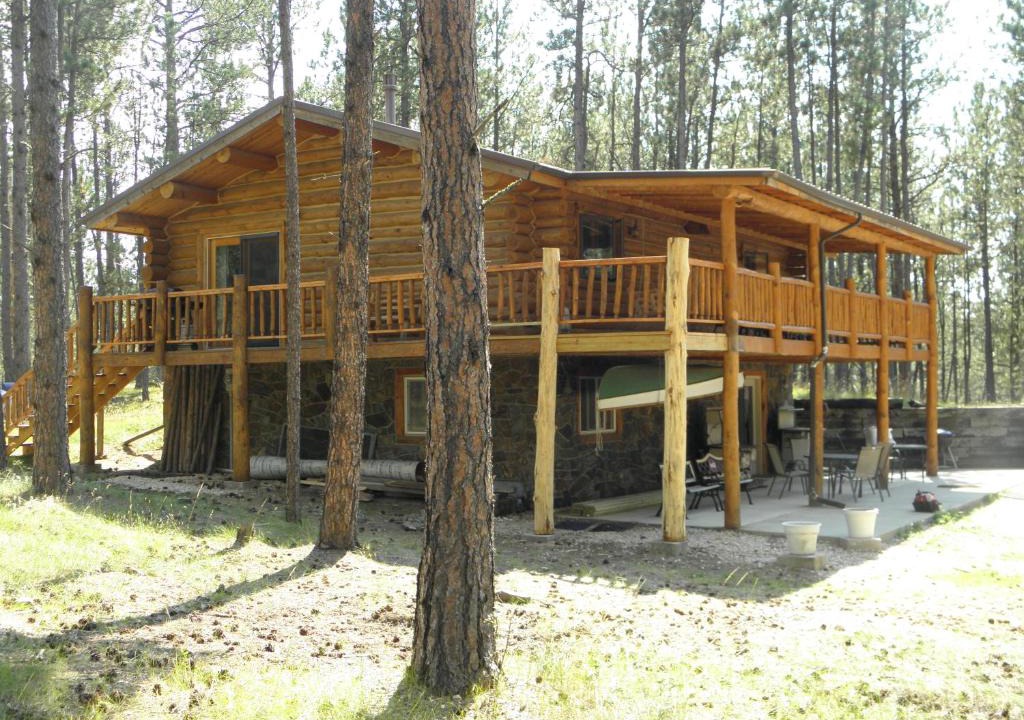 Custer House | Trails End Lodge