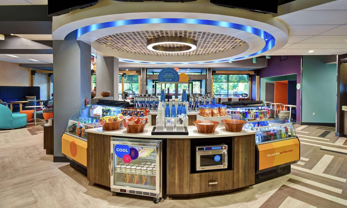 Sterling Heights Hotel | Tru by Hilton Sterling Heights Detroit