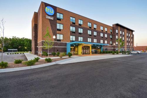 Sterling Heights Hotel | Tru By Hilton Sterling Heights Detroit