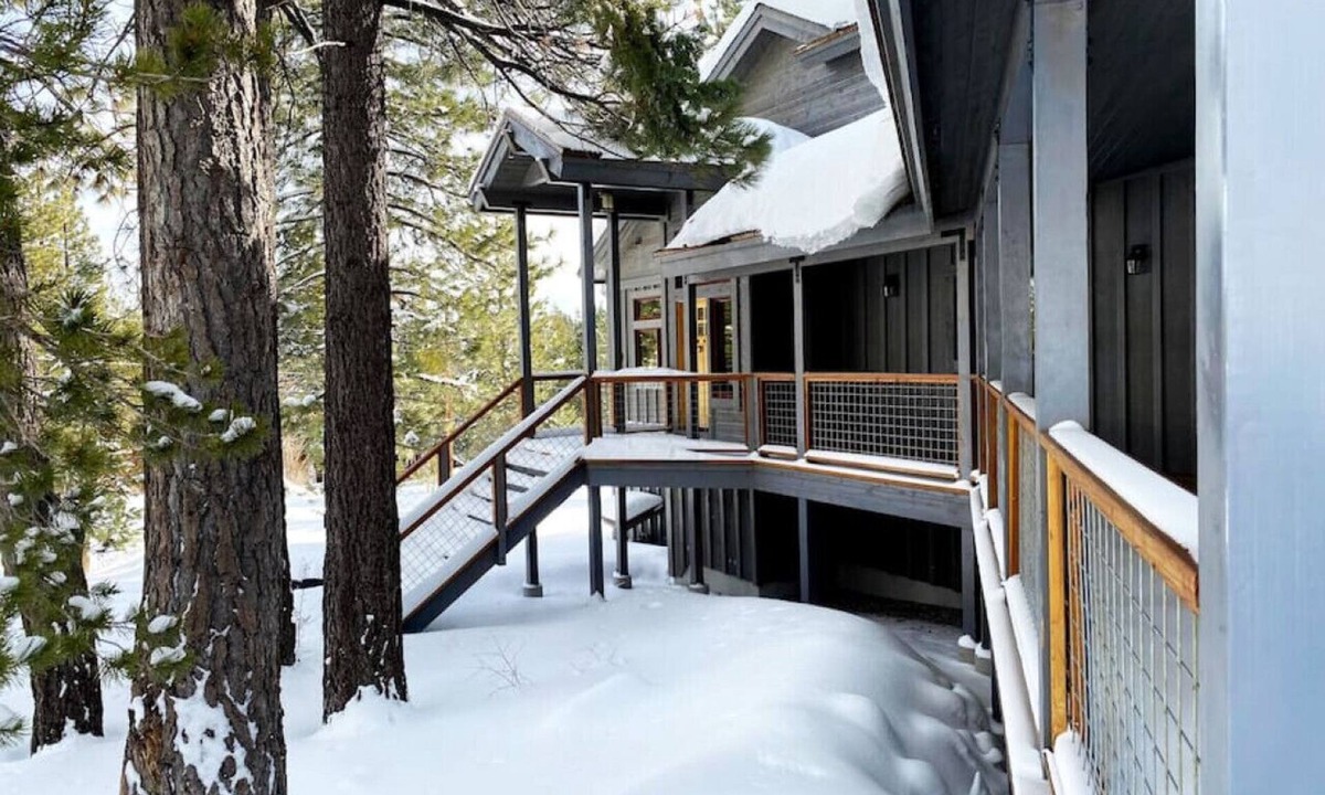 Truckee House | Truckee House · Gorgeous Mountain Oasis, Hot Tub & Chef`s Kitchen