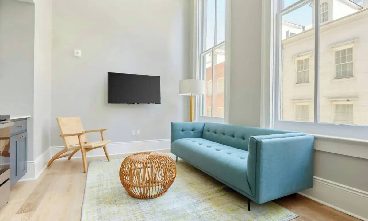 French Quarter Hotel | Two-Unit Canal Street Stay Near French Quarter + Bourbon St | The Harlequin