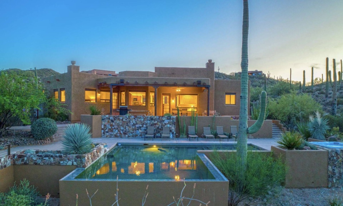 Tucson House | Ultimate Private Desert Escape, Infinity Pool, Million-Dollar View