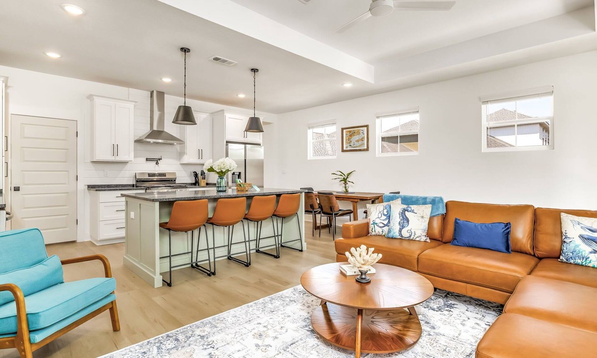 South Pensacola House | Unwind at Modern Downtown Pensacola Retreat